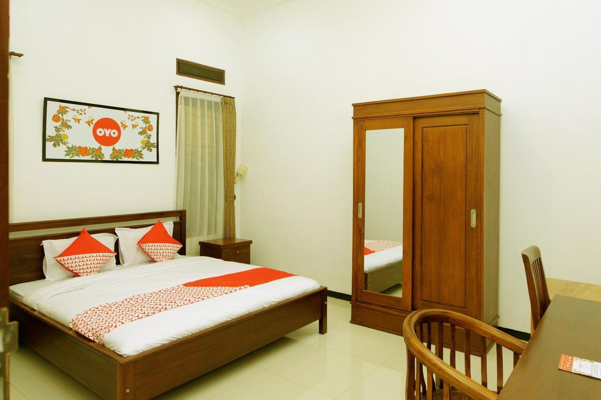 Oyo 350 D' Maktab Homestay Syariah Malang Exterior photo